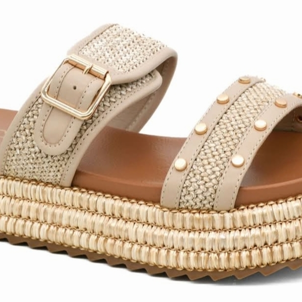 Cream and Gold Platform Sandals with Woven Texture